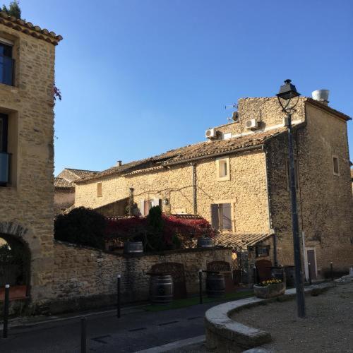 Les Chambres Du Vieux Bistrot Cabrieres-d'Avignon Ngoại thất bức ảnh