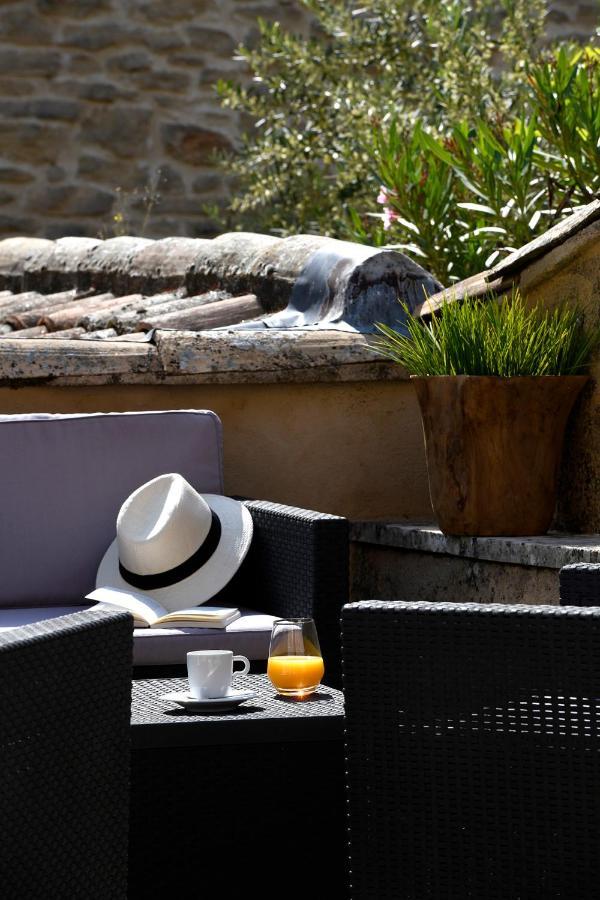 Les Chambres Du Vieux Bistrot Cabrieres-d'Avignon Ngoại thất bức ảnh