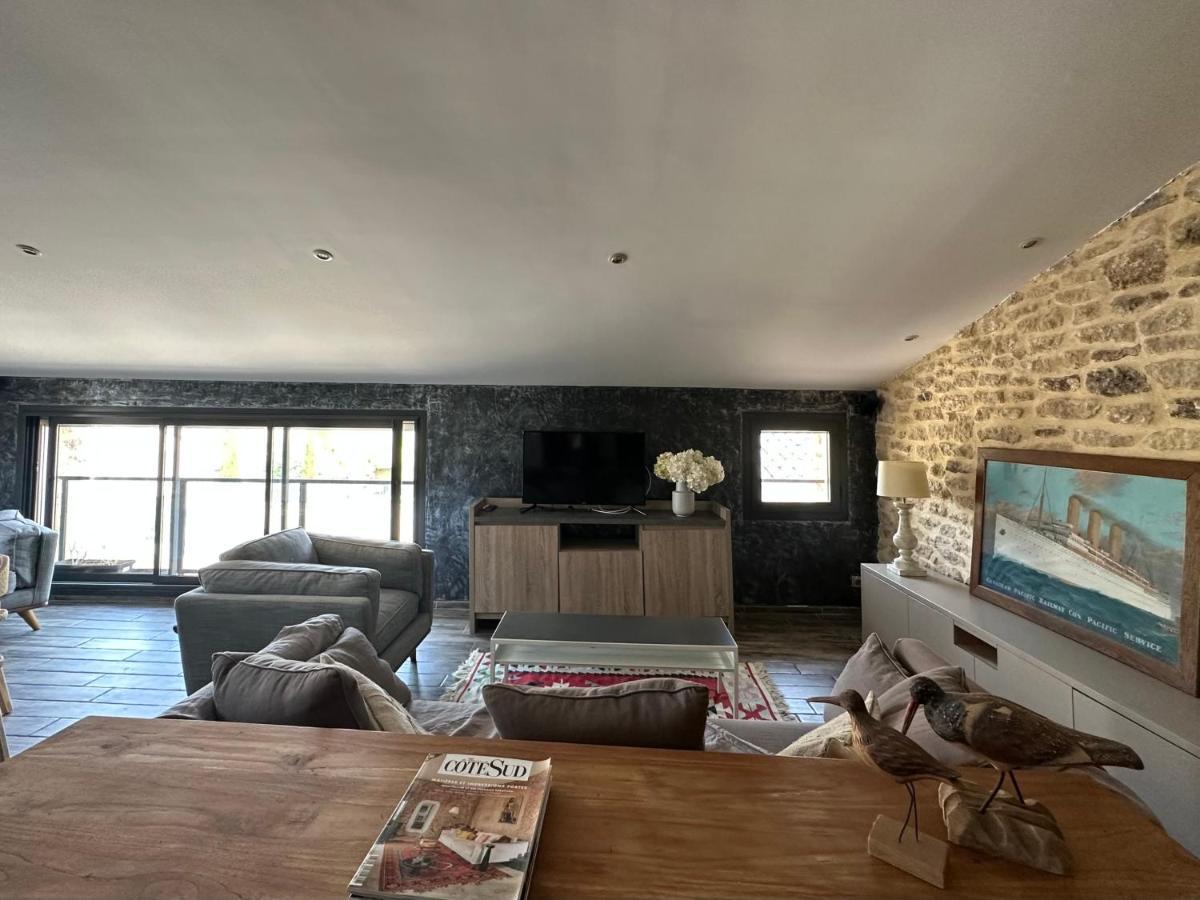 Les Chambres Du Vieux Bistrot Cabrieres-d'Avignon Ngoại thất bức ảnh